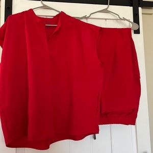 Figs scrub set red. Oversized top xxl. Pants xxl